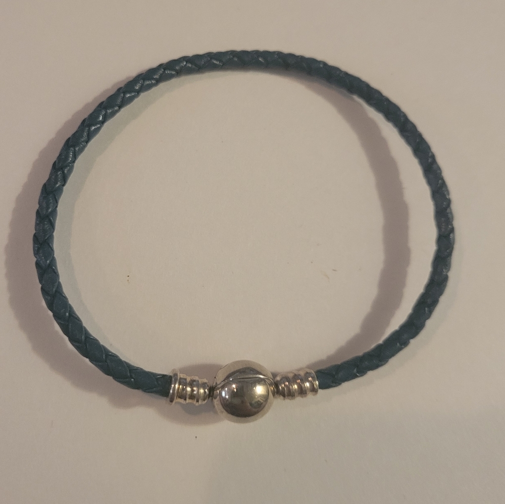 Chamilia blue leather bracelet